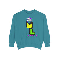 Retro Sweatshirt - Stay Warm and Toasty with Killer Colors