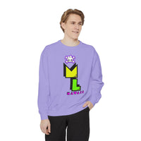 Retro Sweatshirt - Stay Warm and Toasty with Killer Colors